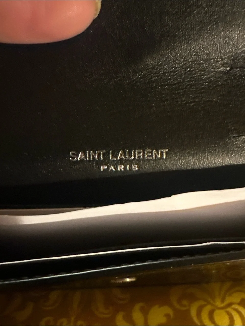 Yves Saint Laurent Cassandra Wallet Patent Calfskin with Silver YSL Emblem - Picture 5 of 15